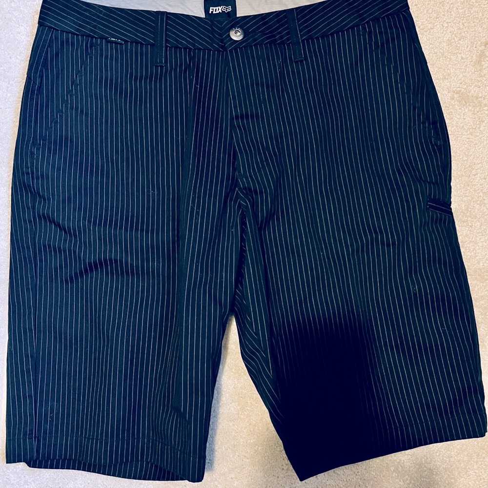 Men’s Fox Pin Striped Short size 33 only worn once